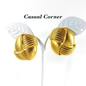 Vintage Casual Corner Gold Tone Chunky Knot Post Earrings 1980s NOS